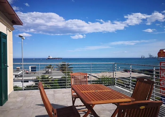 Appartamento deluxe con terrazza sul mare