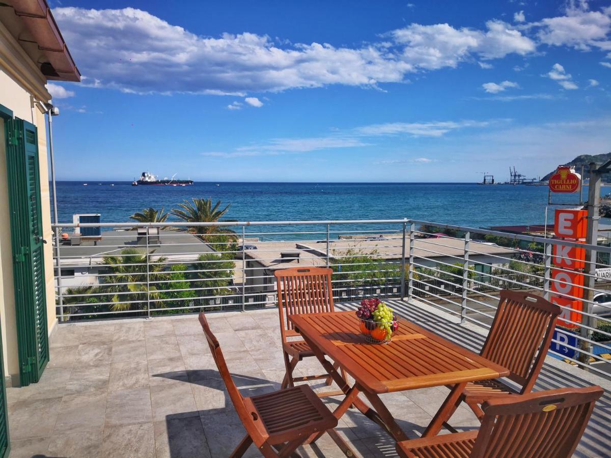Deluxe Con Terrazza Sul Mare Appartamento Savona