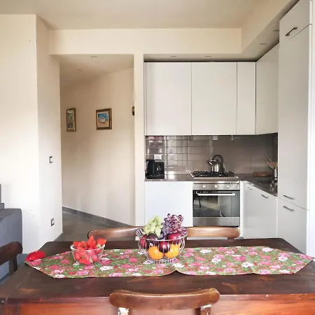Appartamento Deluxe Con Terrazza Sul Mare Savona Exterior photo