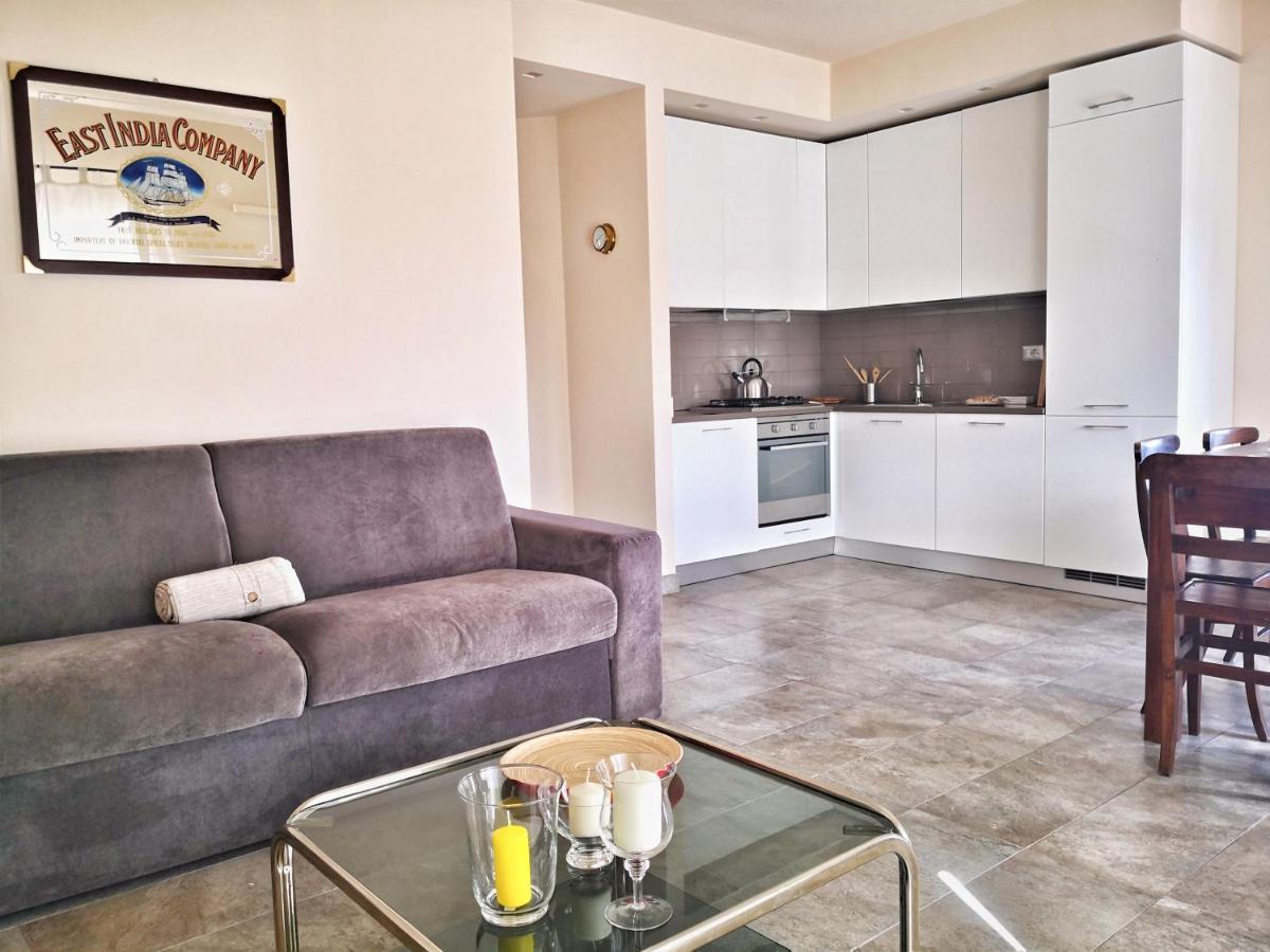 Deluxe Con Terrazza Sul Mare