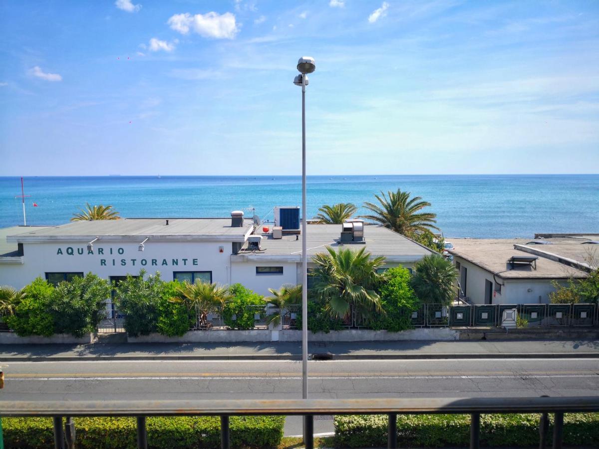 Deluxe Con Terrazza Sul Mare Apartment *